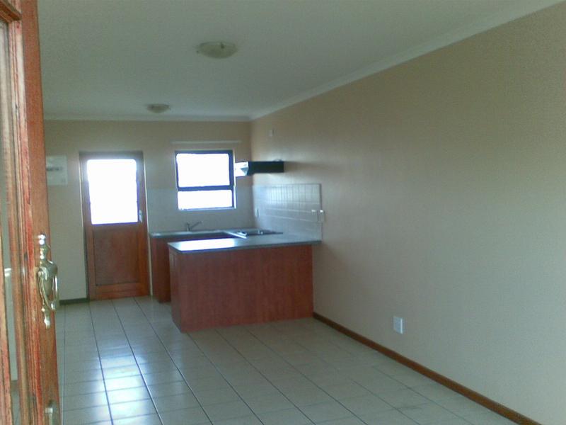 To Let 2 Bedroom Property for Rent in Hagley Western Cape